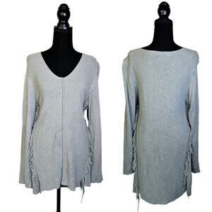 Charlie Paige Gray Long Sleeve Waffle Knit Sweater Fringe Sides Size Large